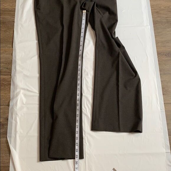 Halogen Taylor Fit Dress Pants Sz 6P - Picture 8 of 15